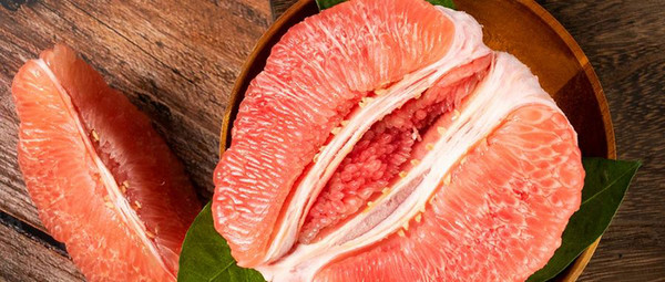 一颗柚子的千亿级生意经，谁在抢滩“黄金果”赛道？