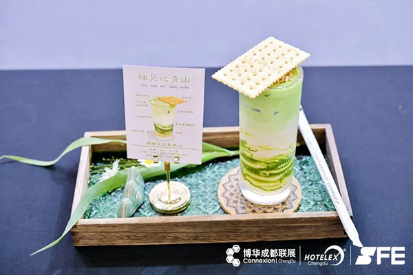 一颗柚子的千亿级生意经，谁在抢滩“黄金果”赛道？