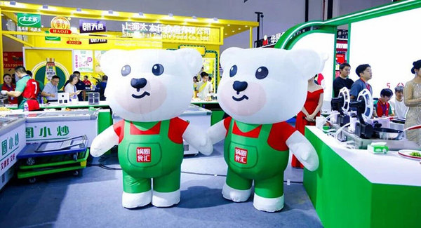 人工降40%，厨房压缩30%，炒菜机器人是餐厅效能革命必选？