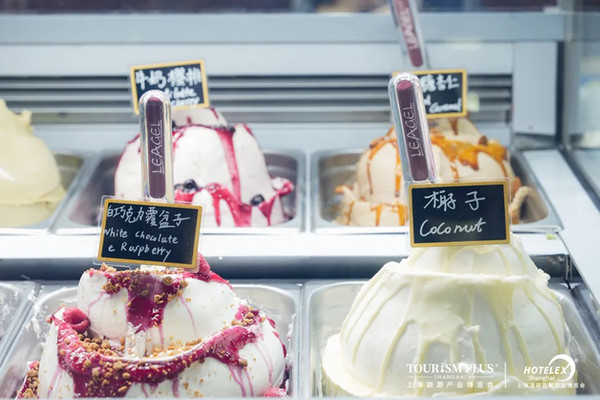 今年的冰淇淋还能怎么玩？健康主义当道，万物皆可跨界，场景体验正当时！